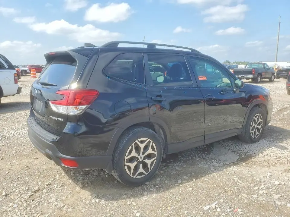2019 SUBARU FORESTER PREMIUM  