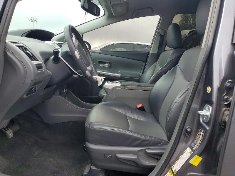 2012 TOYOTA PRIUS V FIVE  