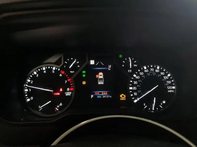 2024 TOYOTA TUNDRA CREWMAX SR  