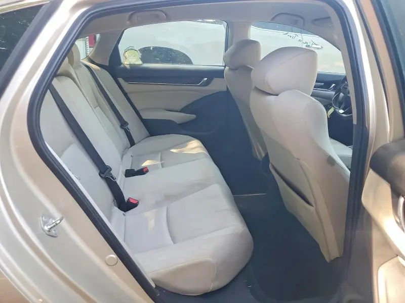 2018 HONDA ACCORD LX  