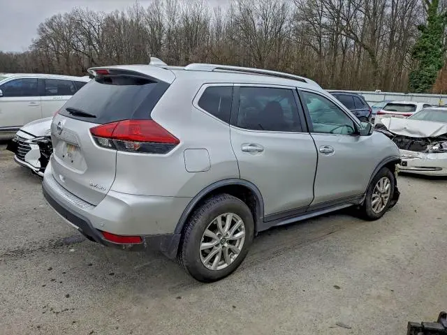 2020 NISSAN ROGUE SV  