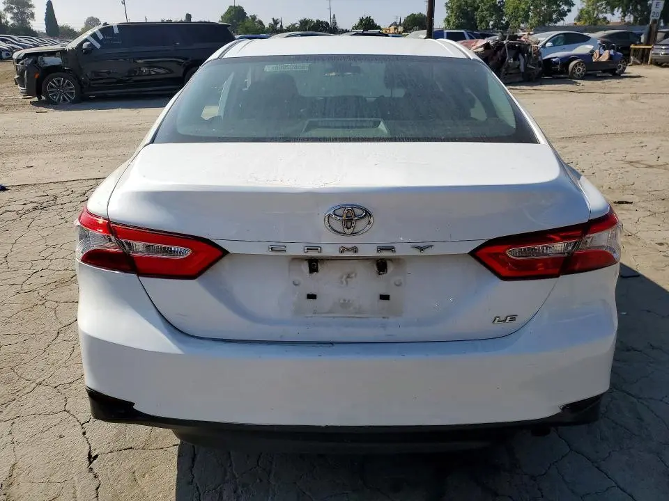 2018 TOYOTA CAMRY LE  