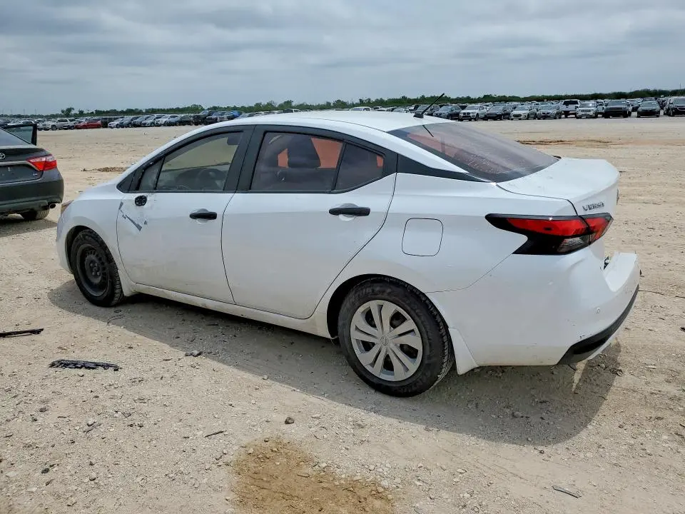 2021 NISSAN VERSA S  