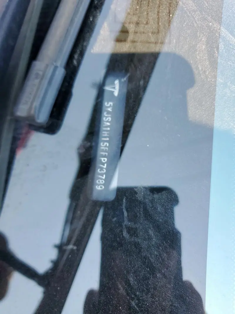 2015 TESLA MODEL S 85  