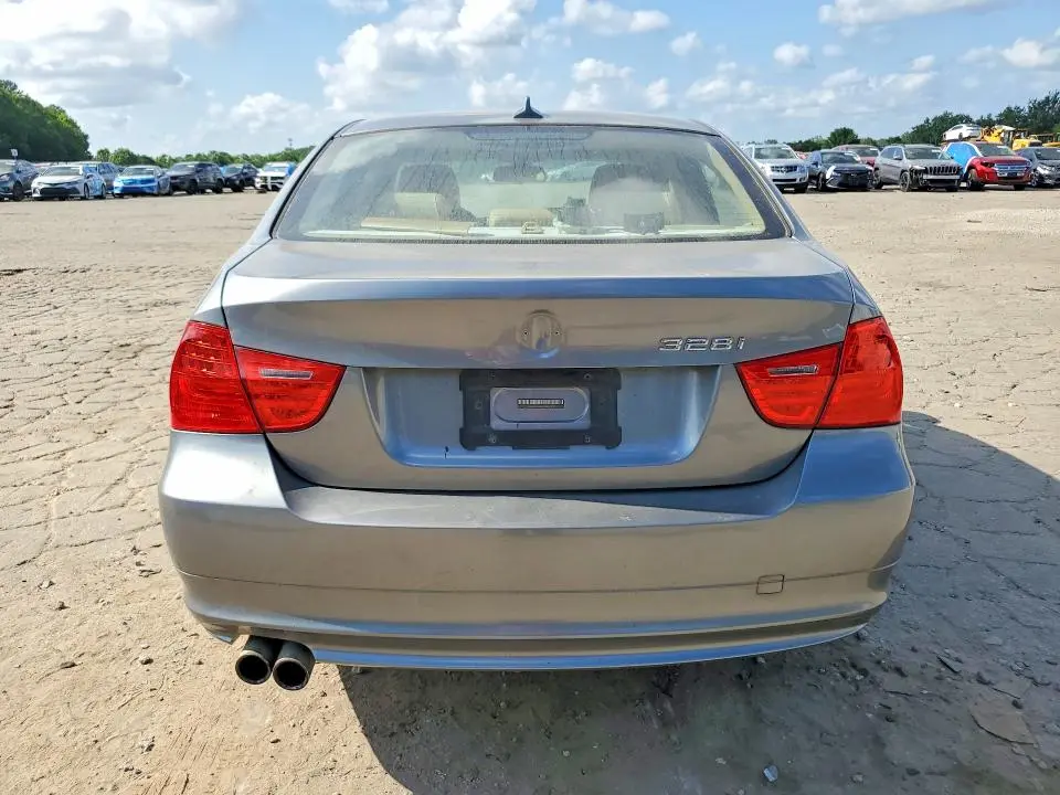 2011 BMW 328 XI  
