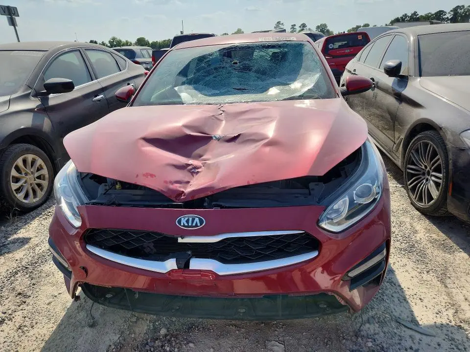 2021 KIA FORTE LXS  