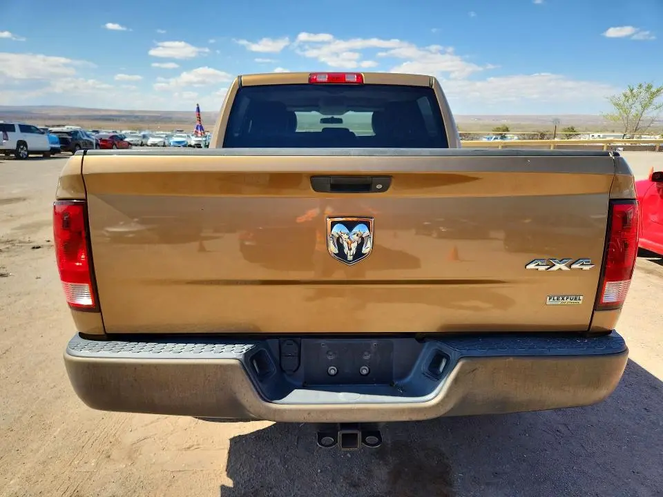 2012 DODGE RAM 1500 ST  