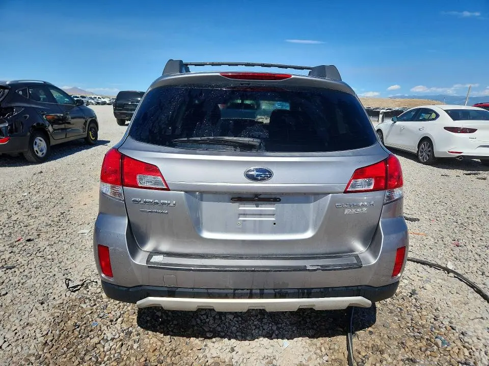 2011 SUBARU OUTBACK 2.5I PREMIUM  