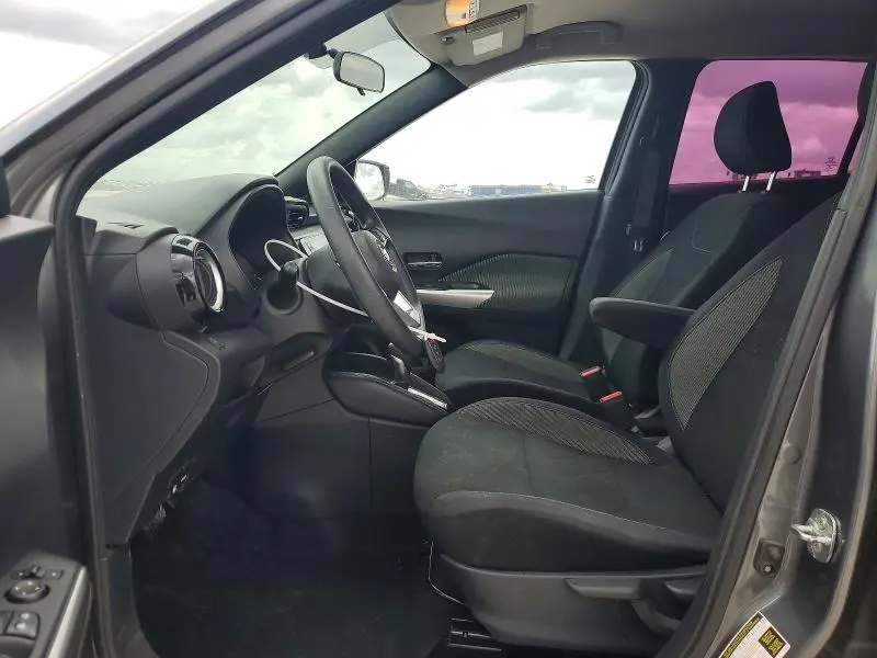 2018 NISSAN KICKS SV  
