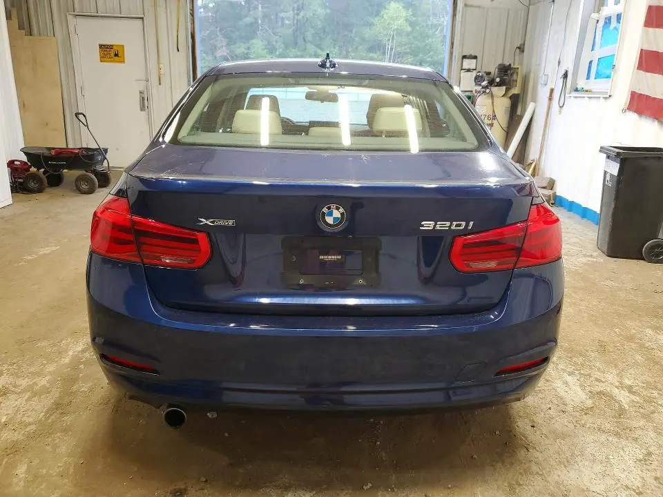 2018 BMW 320 XI  