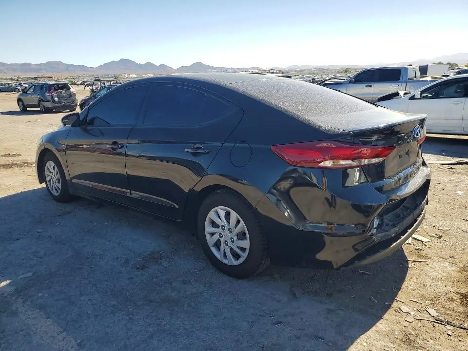 2018 HYUNDAI ELANTRA SE  