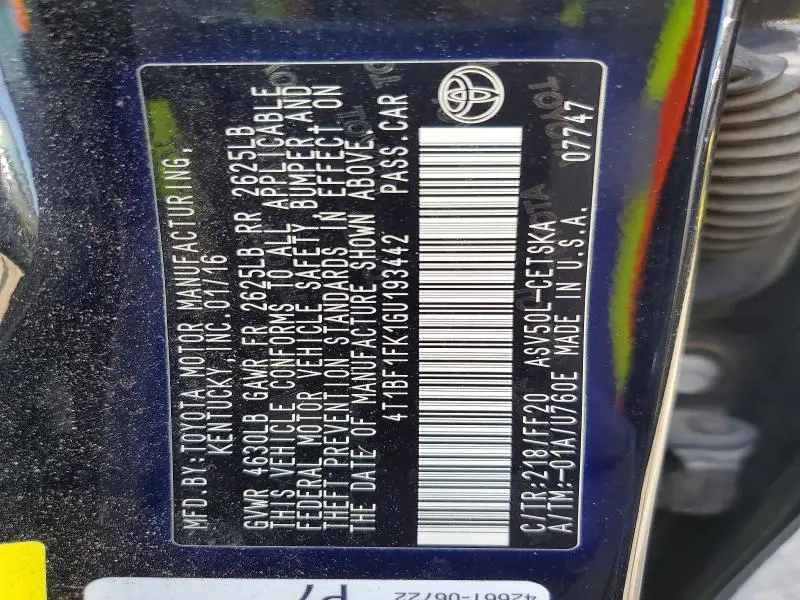 2016 TOYOTA CAMRY SE  