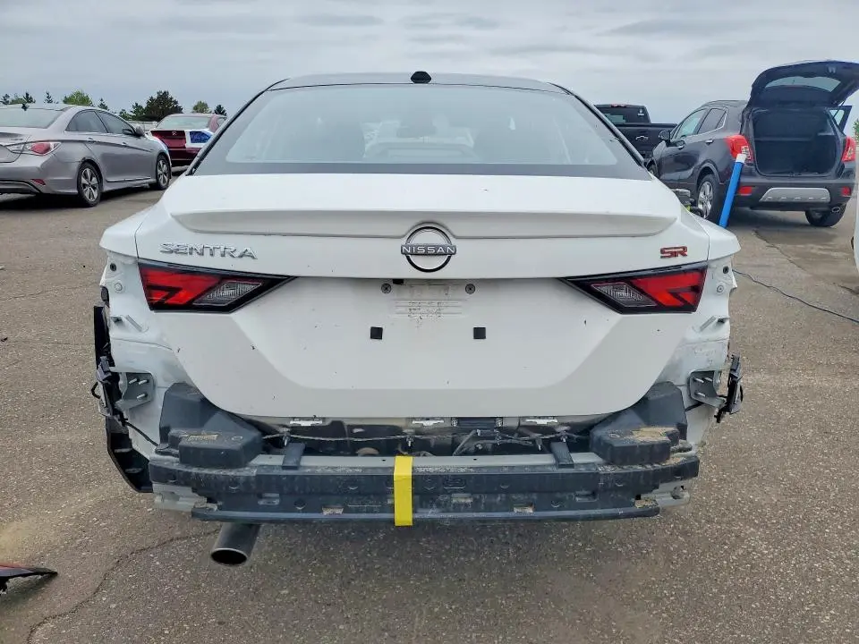 2024 NISSAN SENTRA SR  