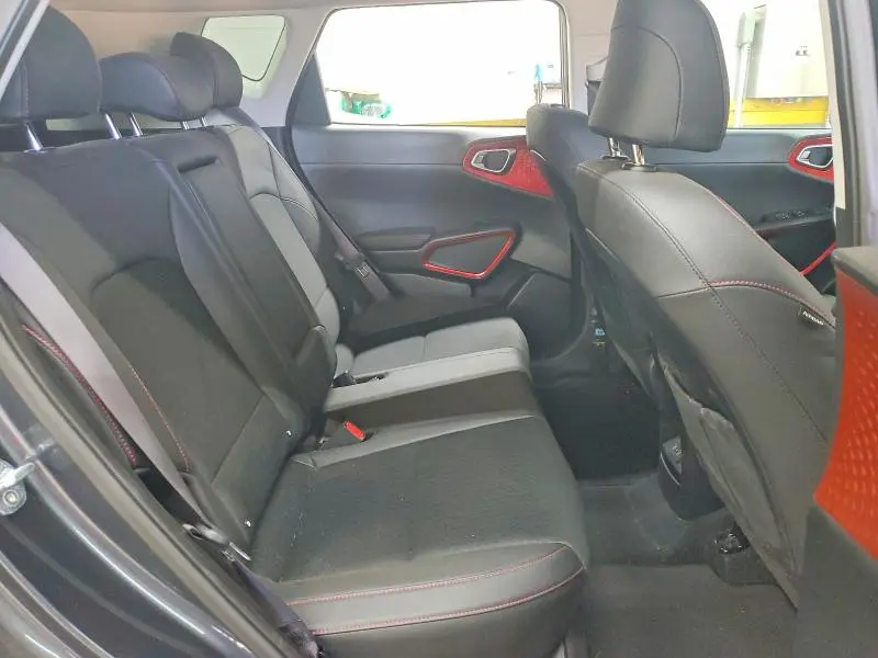 2025 KIA SOUL GT LINE  