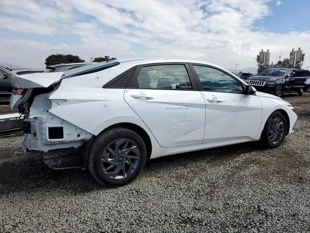 2024 HYUNDAI ELANTRA SEL  