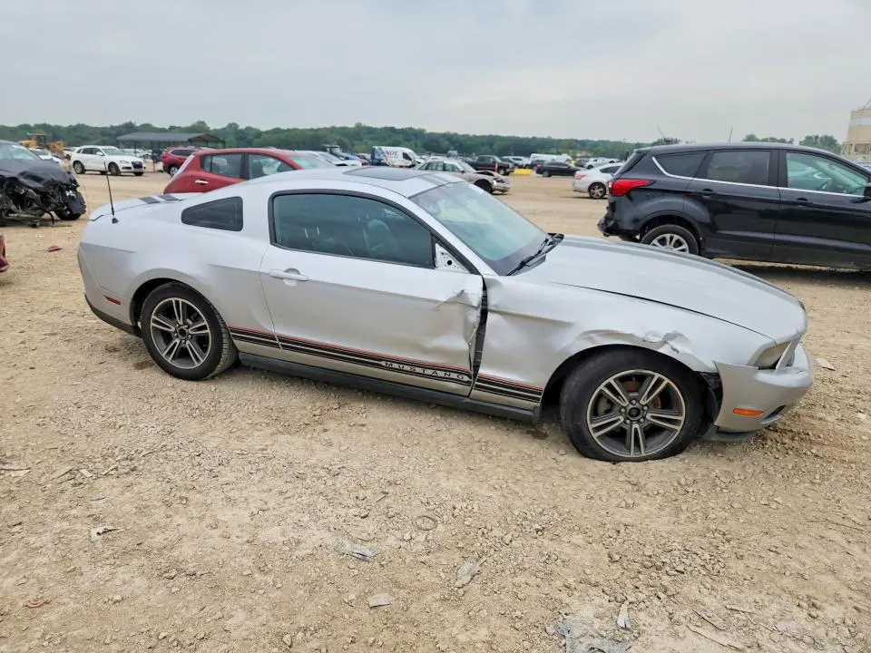 2010 FORD MUSTANG   