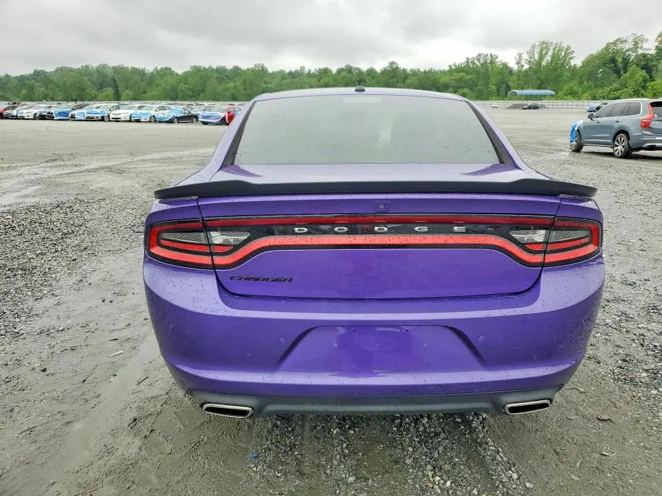 2018 DODGE CHARGER SXT  