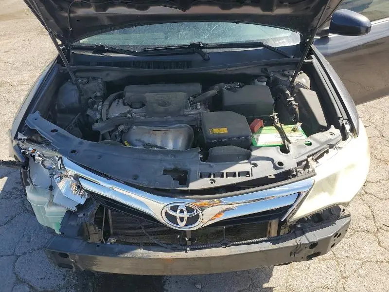2014 TOYOTA CAMRY LE  