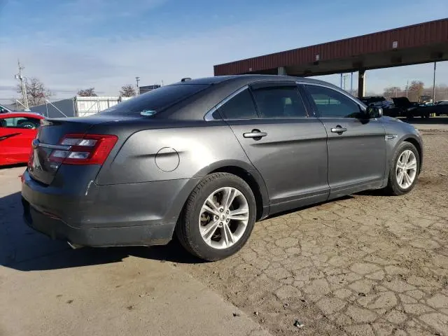 2015 FORD TAURUS SE  