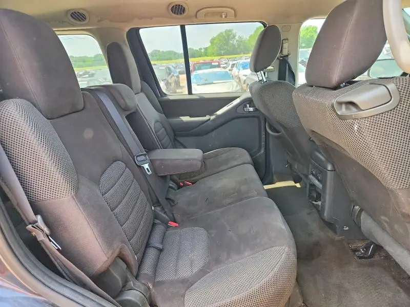 2012 NISSAN PATHFINDER S  