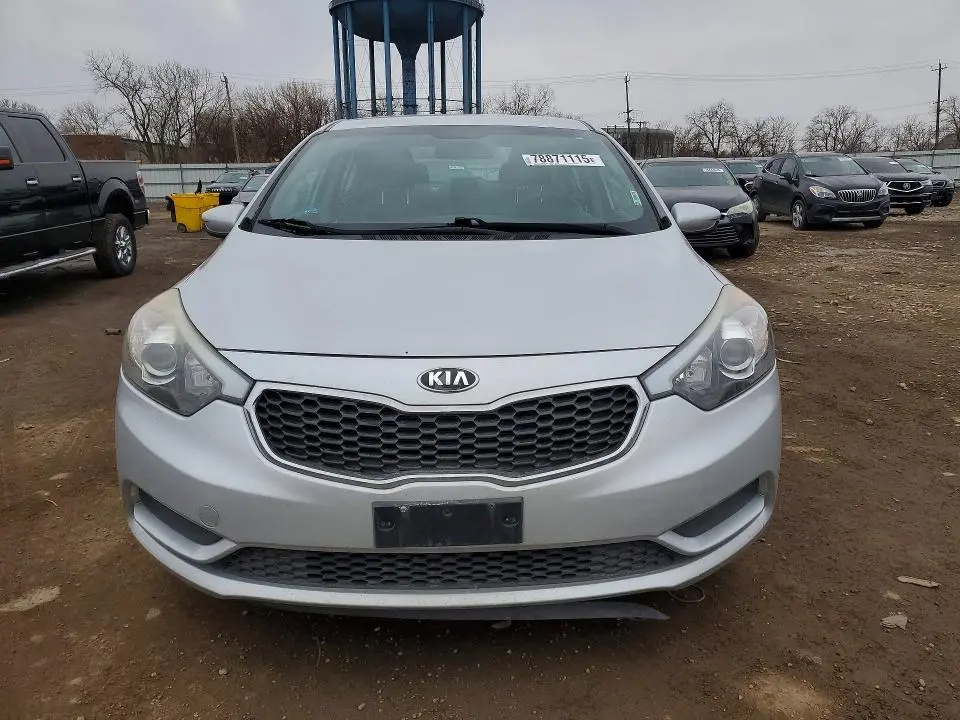 2016 KIA FORTE LX  
