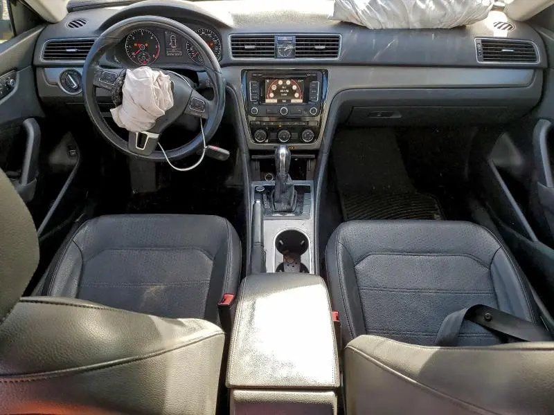 2014 VOLKSWAGEN PASSAT SE  