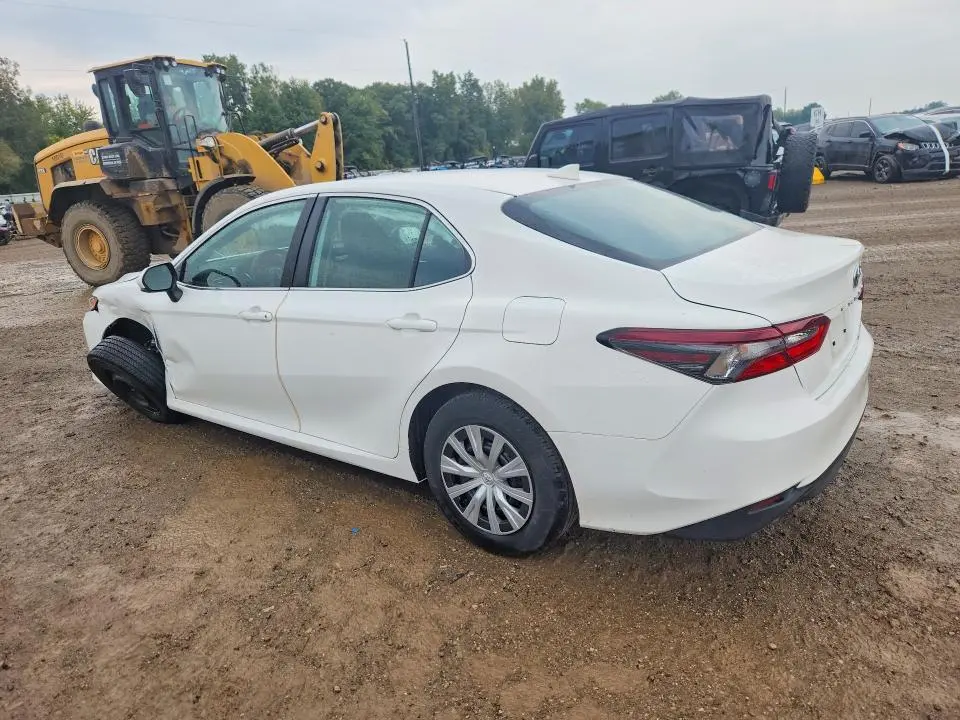 2024 TOYOTA CAMRY LE  