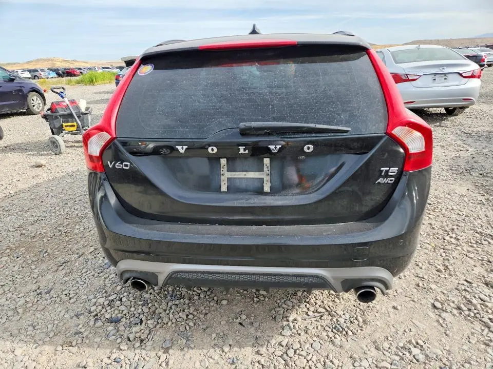 2018 VOLVO V60 T5 DYNAMIC  