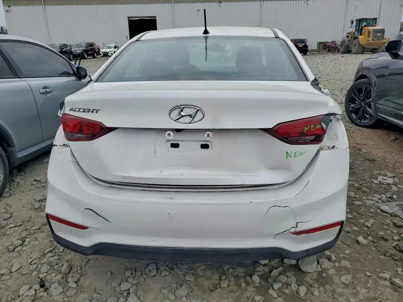2022 HYUNDAI ACCENT SE  