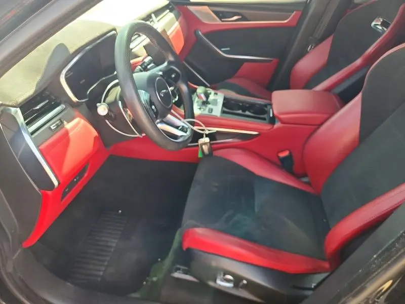 2021 JAGUAR F-PACE SVR  