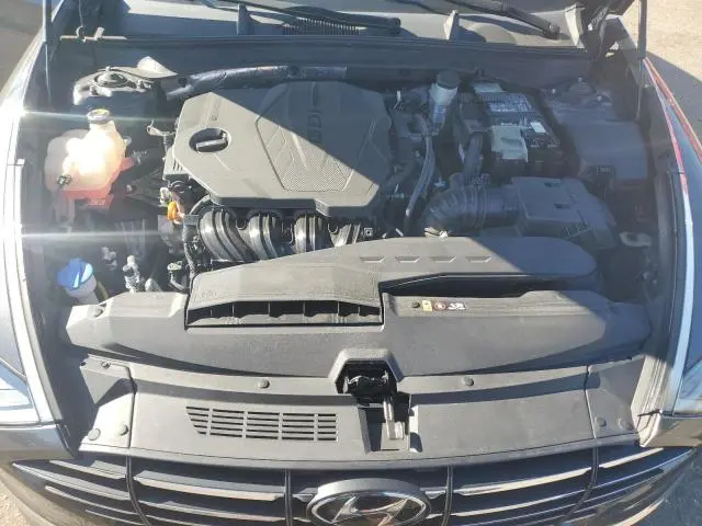 2022 HYUNDAI SONATA SE  