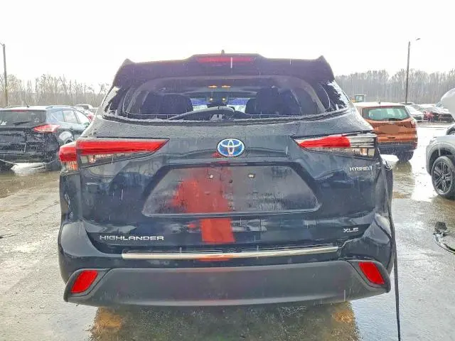 2020 TOYOTA HIGHLANDER HYBRID XLE  