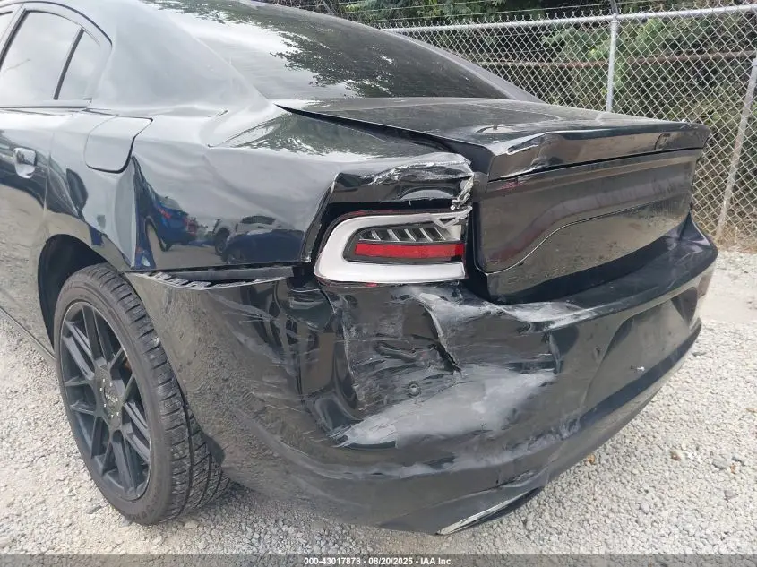 2015 DODGE CHARGER SXT