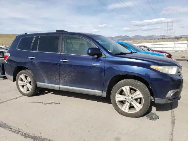 2013 TOYOTA HIGHLANDER LIMITED