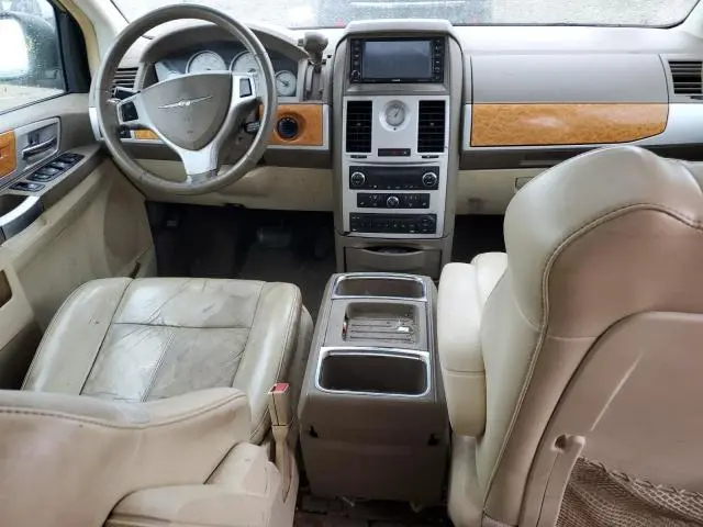 2010 CHRYSLER TOWN & COUNTRY LIMITED  