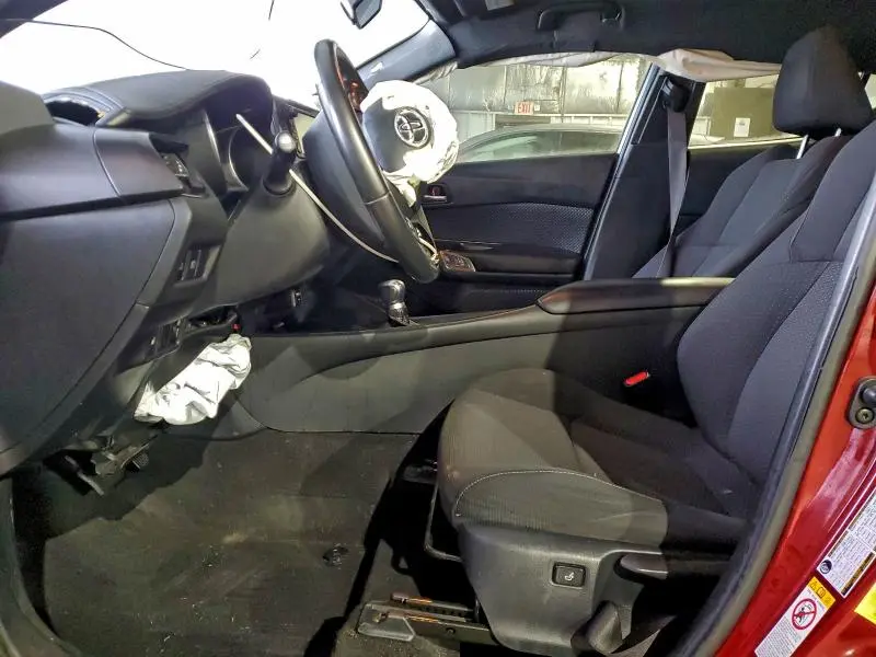 2018 TOYOTA C-HR XLE  