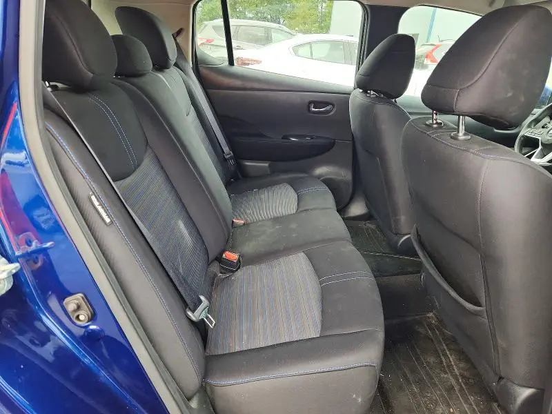 2020 NISSAN LEAF S  