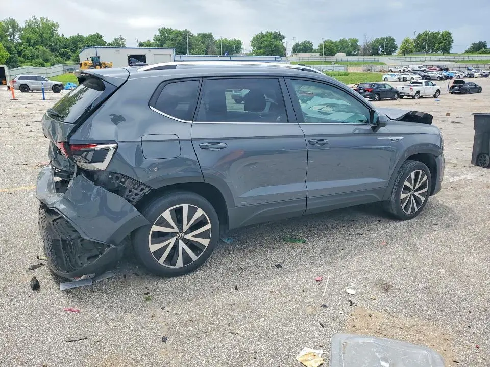 2022 VOLKSWAGEN TAOS SE  