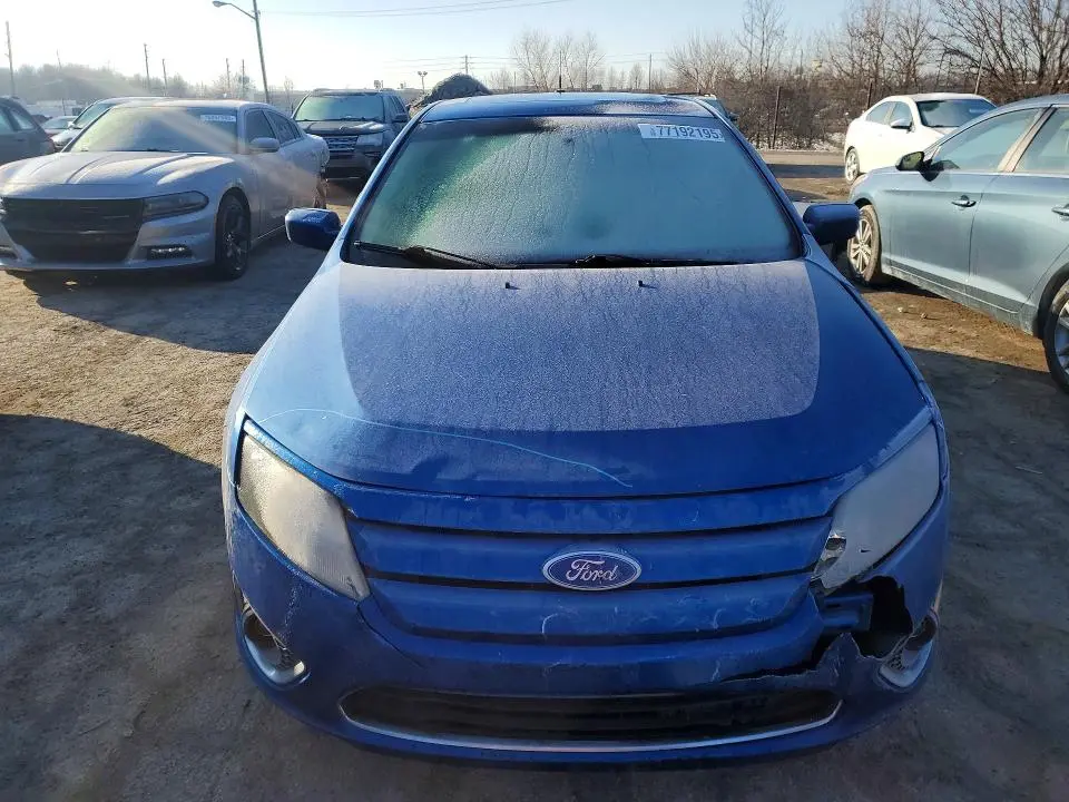 2011 FORD FUSION SE  