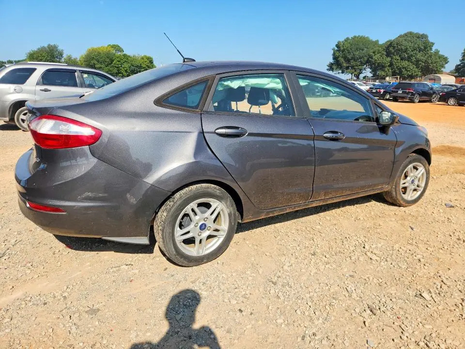 2018 FORD FIESTA SE  