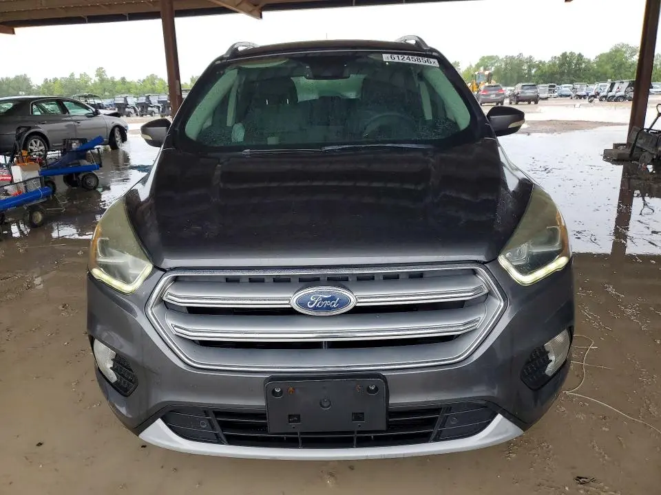 2017 FORD ESCAPE TITANIUM  