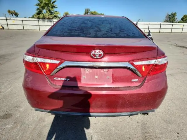 2016 TOYOTA CAMRY LE  