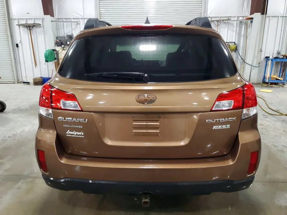 2013 SUBARU OUTBACK 2.5I LIMITED  