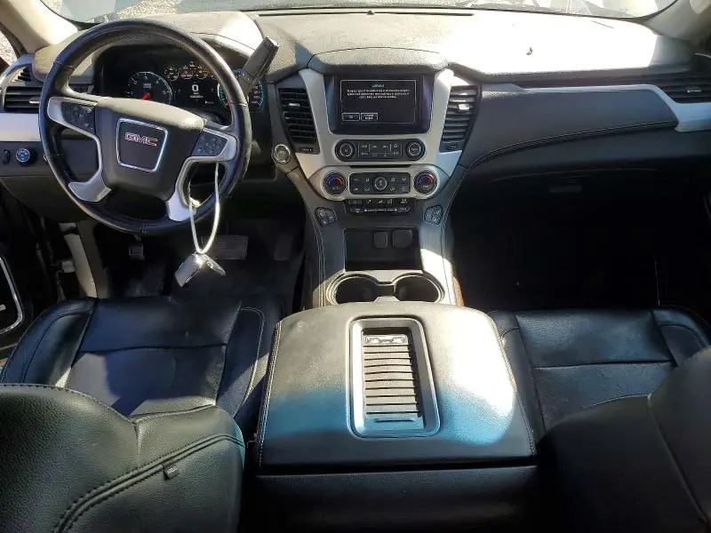 2017 GMC YUKON XL K1500 SLT  
