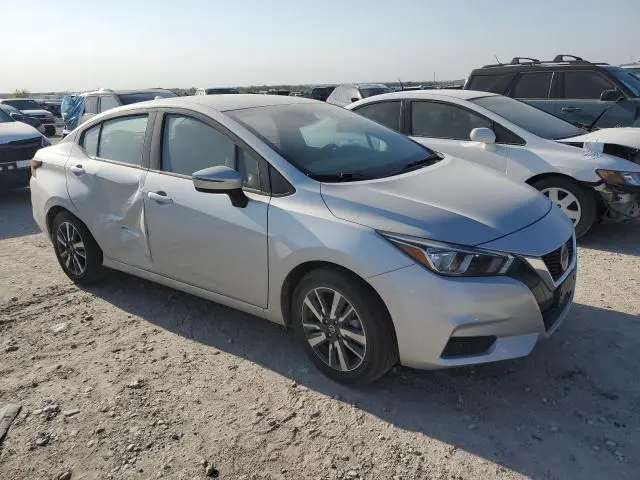 2021 NISSAN VERSA SV  