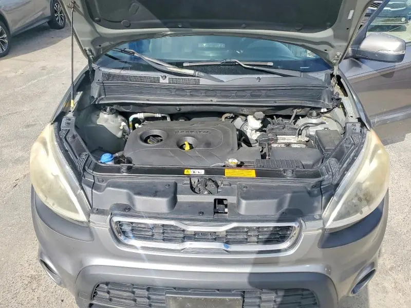 2013 KIA SOUL +  
