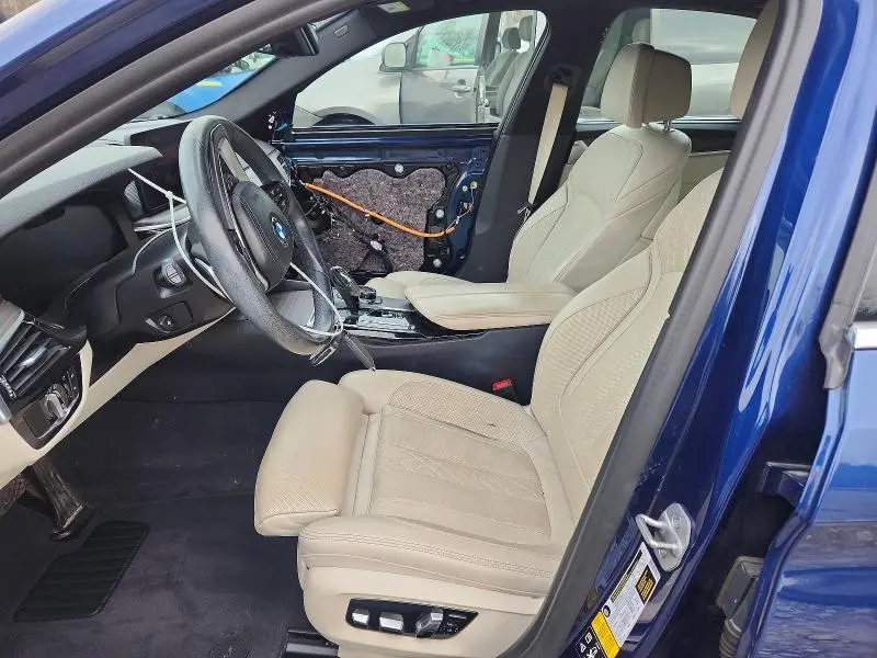 2022 BMW 540 XI  