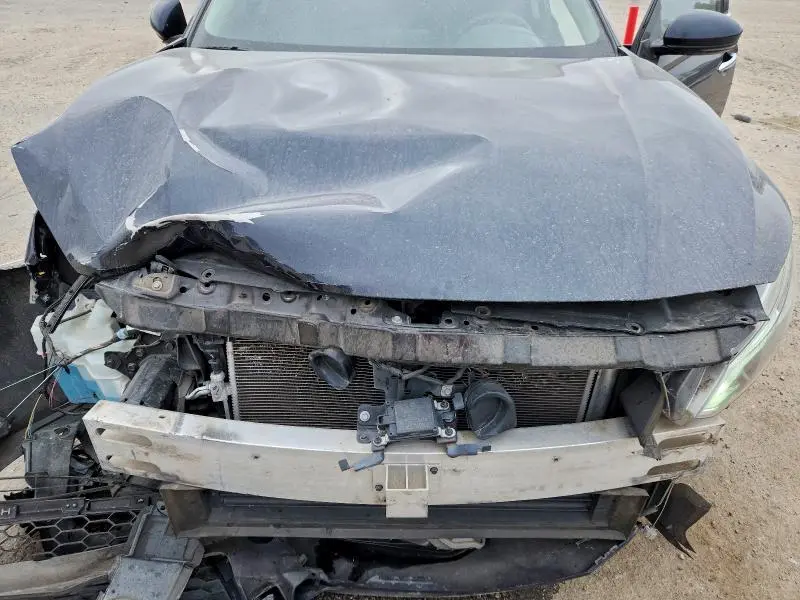 2019 NISSAN ALTIMA SL  