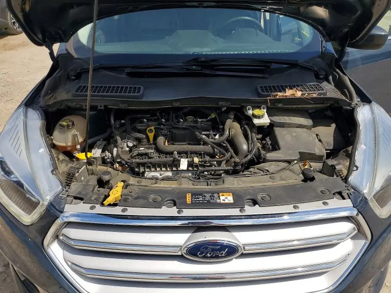 2019 FORD ESCAPE SEL  