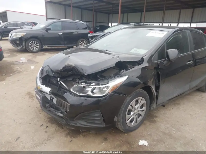 2019 CHEVROLET CRUZE LS